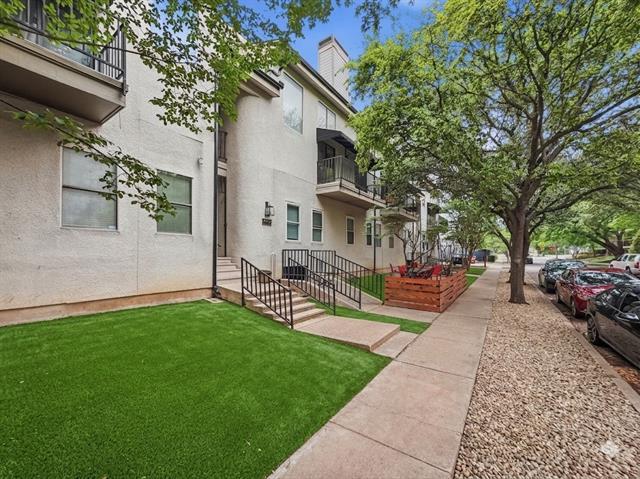 Building Photo - 4402 Holland Ave