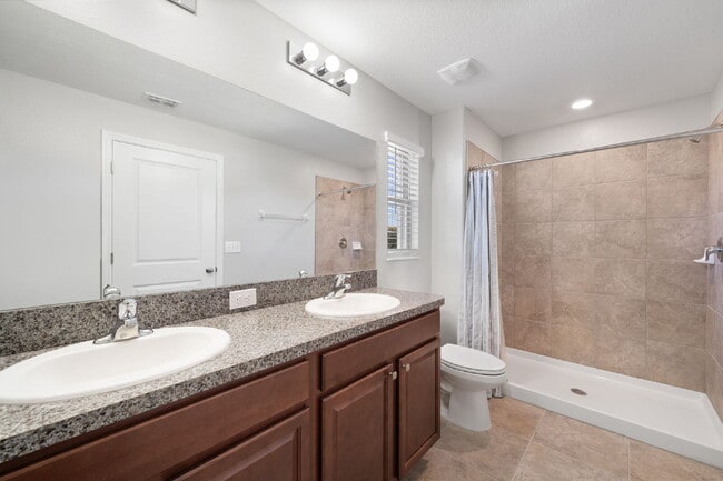 Building Photo - Like New Home For Rent in Touchstone!