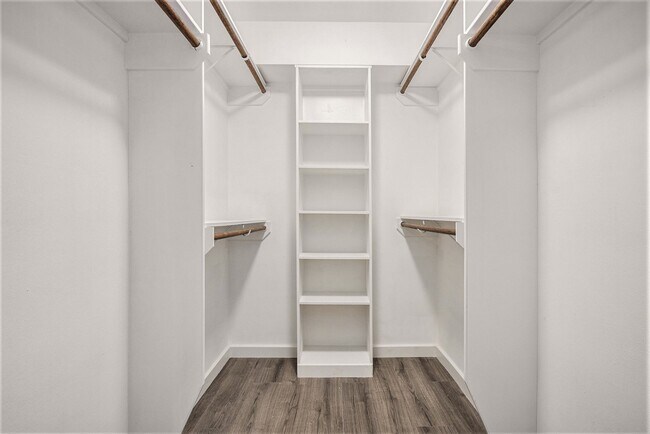 Building Photo - 4633 Wild Indigo St