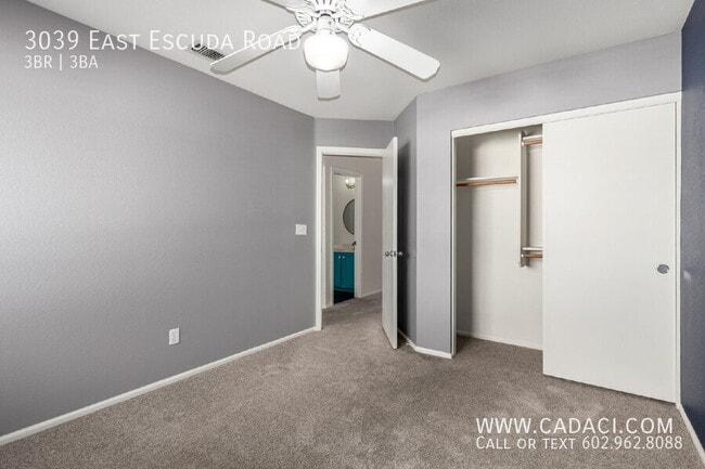 Building Photo - 3039 E Escuda Rd