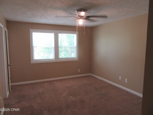 Building Photo - 513 Palermo Rd