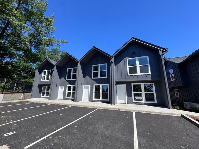Building Photo - 1/2 OFF FIRST MONTHS RENT! New Construction, Beautiful, Townhomes! 2 & 3 BEDRM UNITS AVAILABLE