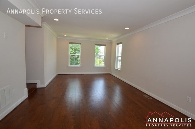 Building Photo - 114 Waterline Ct