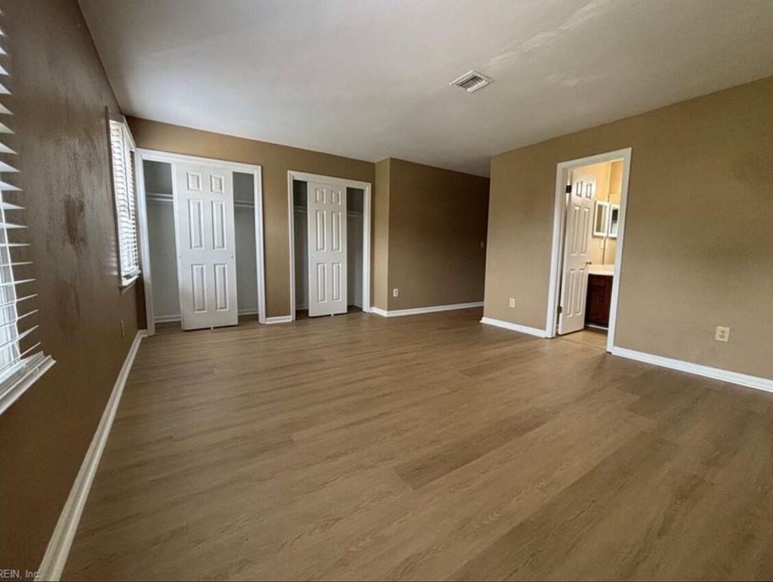 Building Photo - 1508 Brenland Cir