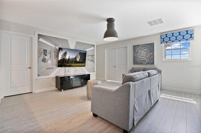 Building Photo - 1613 Maidstone Ct