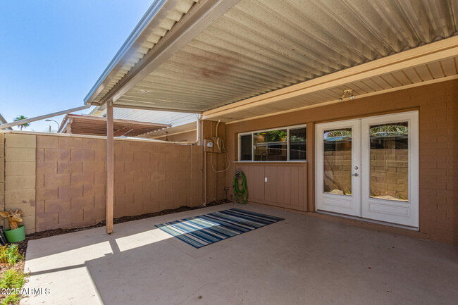 Building Photo - 5121 N Granite Reef Rd