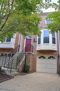 Building Photo - 13130 Kidwell Field Rd