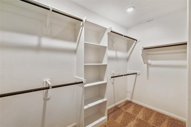 Building Photo - 17533 Rosette Grass Dr