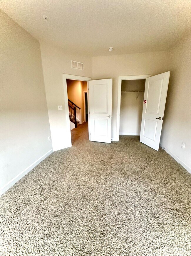 Building Photo - 20674 Duxbury Terrace