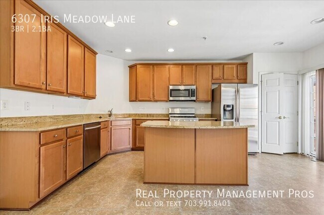 Building Photo - 6307 Iris Meadow Ln