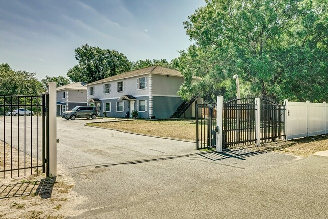 Building Photo - 8727 N 50th St