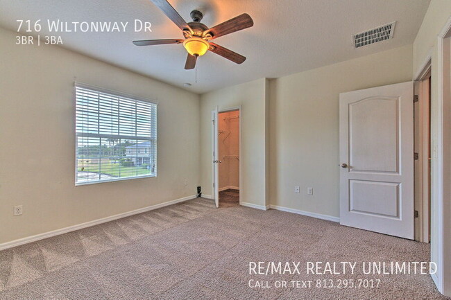 Building Photo - 716 Wiltonway Dr