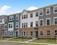 Building Photo - 6425 Gennaker Run