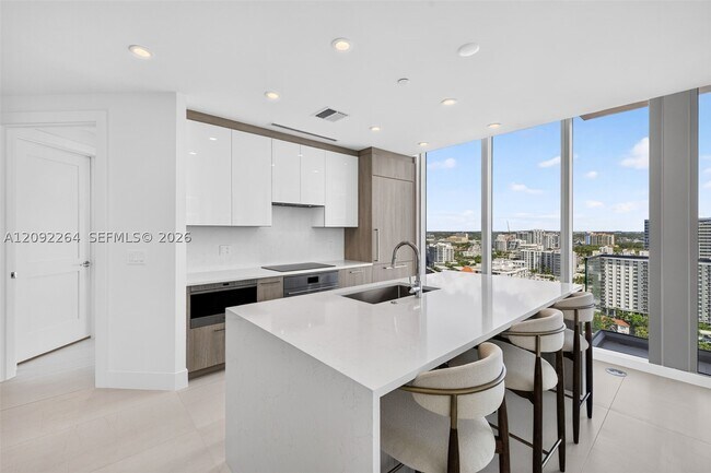 Building Photo - 153 N Seabreeze Blvd