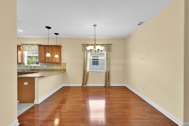 Building Photo - 3677 Serena Ln