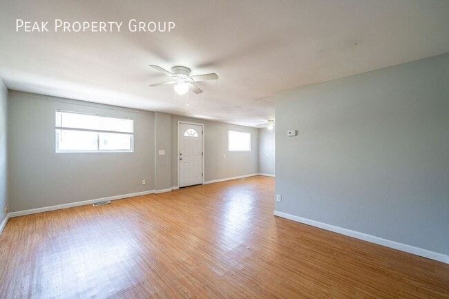 Building Photo - 509 Elsmere St