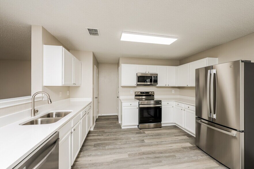 Building Photo - 3054 Limestone Hill Ln