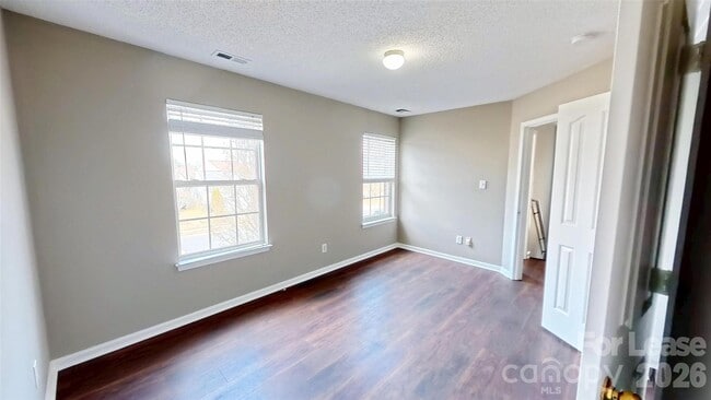 Building Photo - 15413 De Havilland Dr