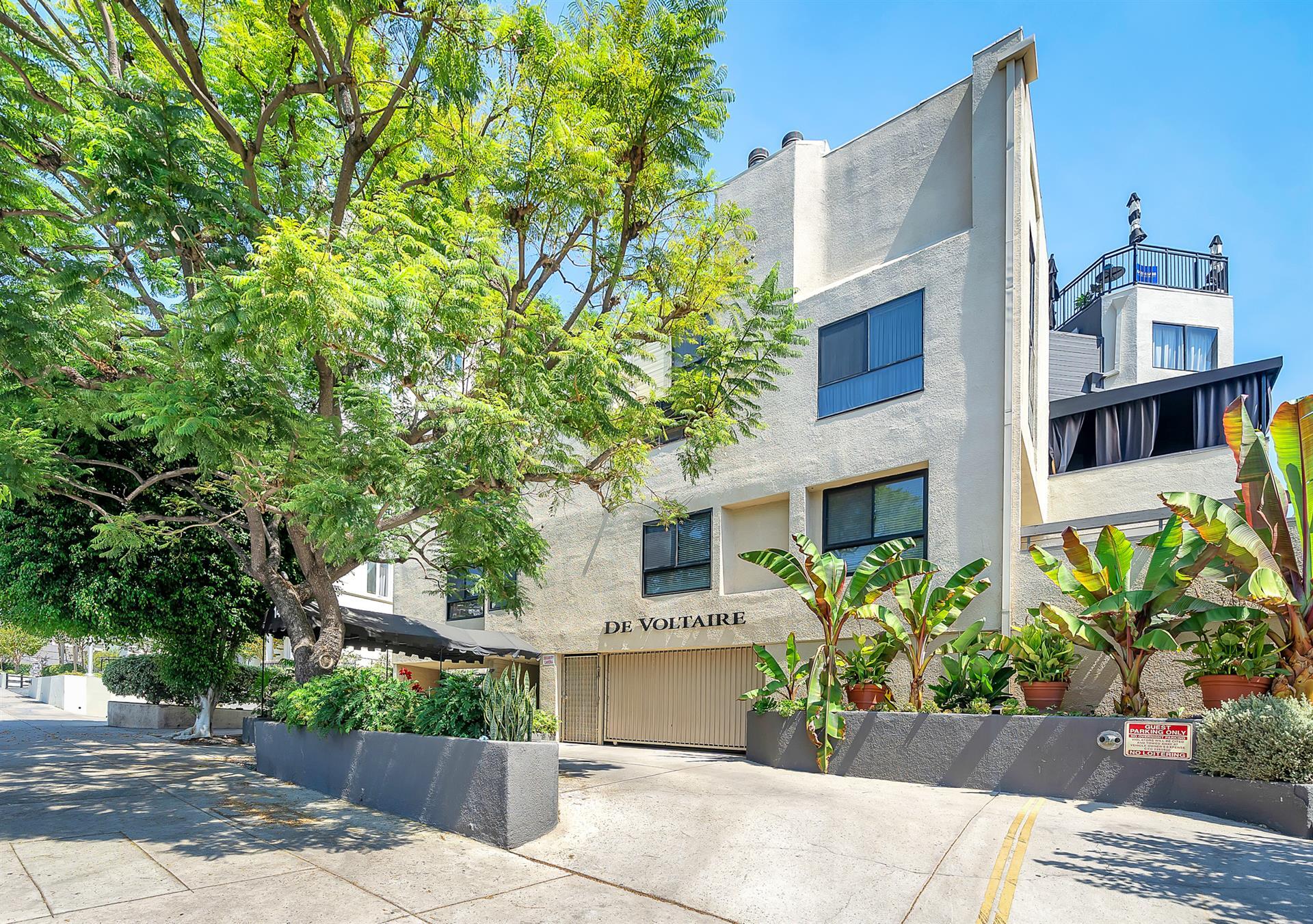 Building Photo - 1412 N Crescent Heights Blvd