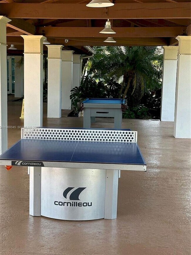 Building Photo - 10730 NW 66th St