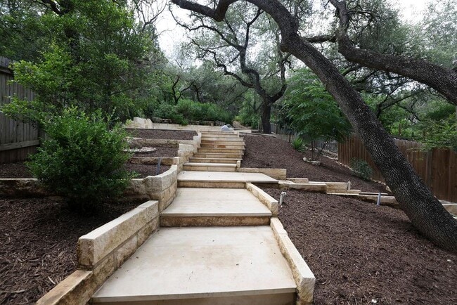 Building Photo - 7320 Cave Hollow Dr