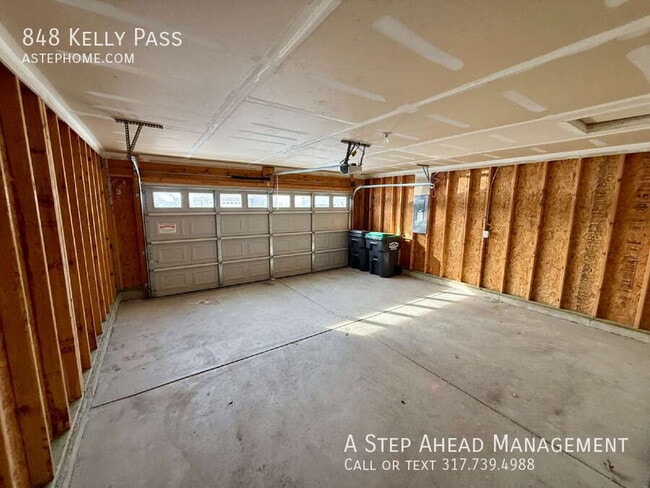 Building Photo - 848 Kelly Pass