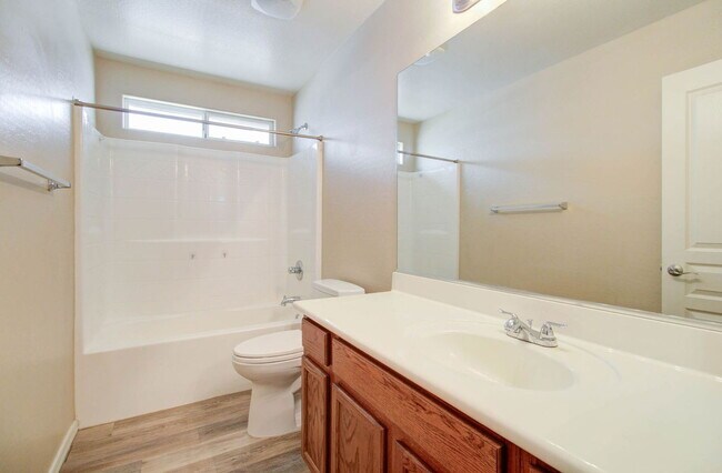 Building Photo - 41375 W Cahill Dr