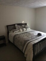 Building Photo - 66 Bryon Rd