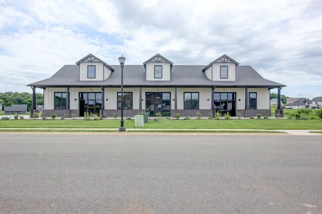 Building Photo - 2547 Rafiki Dr