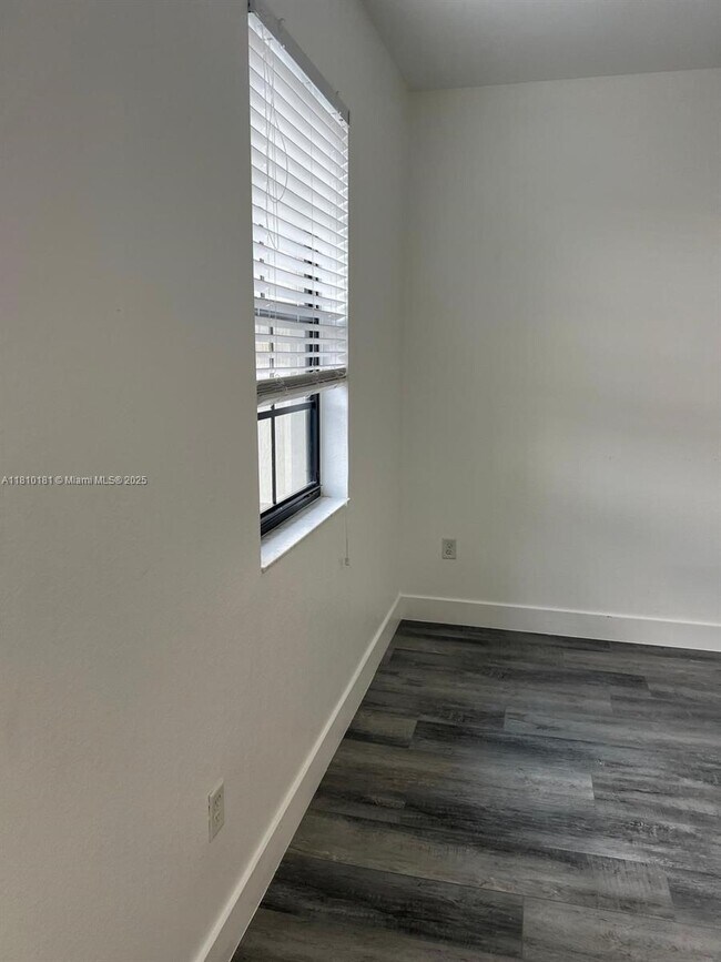 Building Photo - 9212 W 33rd Way