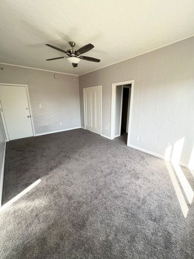 Interior Photo - 1147 Broad Ave. (El Portal)