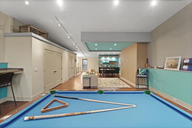 Building Photo - 334 Broad St