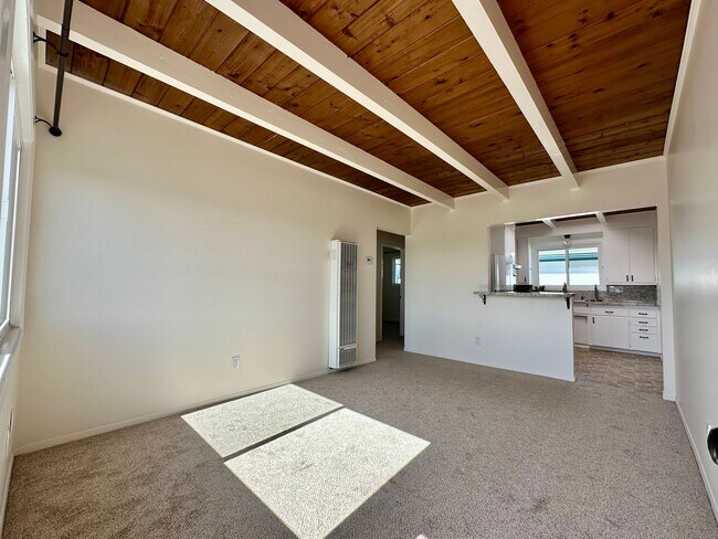 Building Photo - SDS T 1260