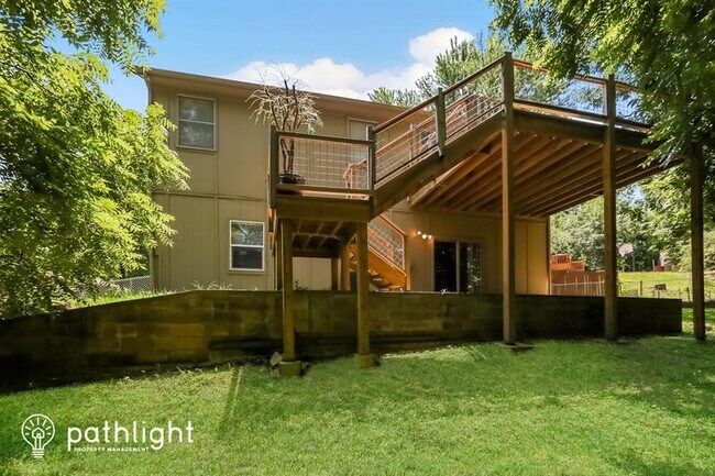 Building Photo - 7610 NW 69th Terrace