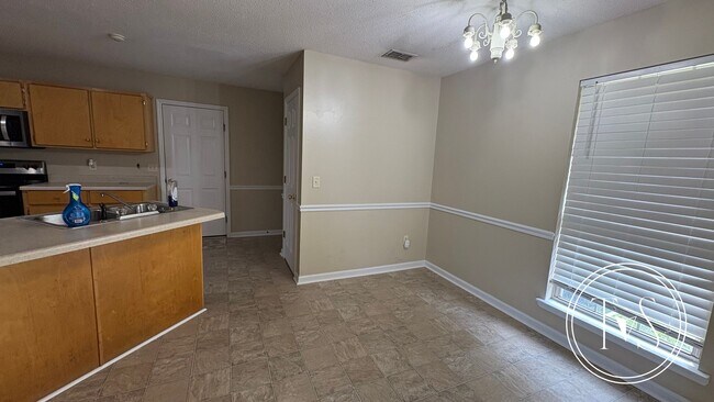 Building Photo - RATE DROP ALERT (was $$2600/month) and WINTER MOVE-IN SPECIAL: 50% OFF 1st MONTH'S RENT!**