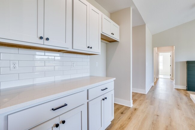 Building Photo - Trails End- Single Family