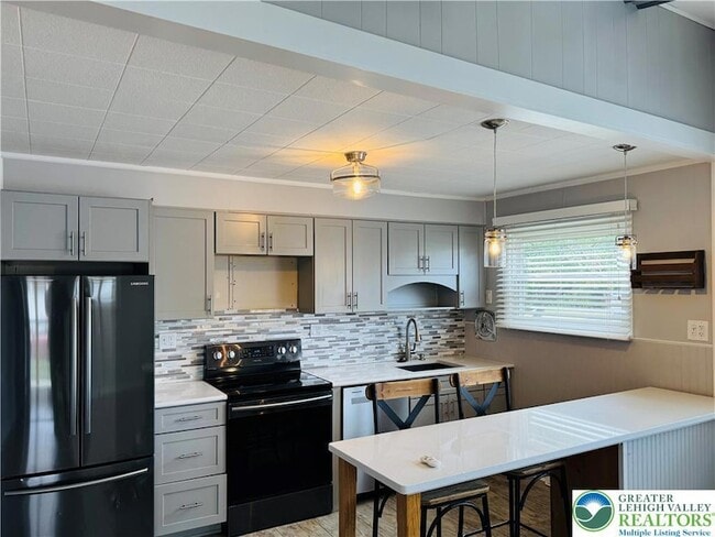 Building Photo - 1522 Elayne St