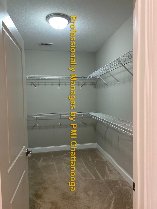 Building Photo - Gorgeous Home in Ooltewah