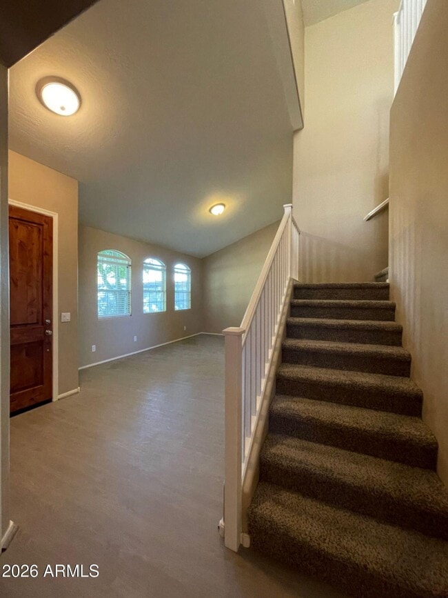 Building Photo - 10024 E Isleta Ave