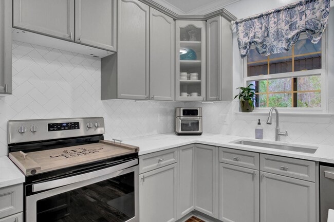 Building Photo - Dunes West Town House