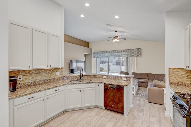 Building Photo - 11320 Scribner Station Ln