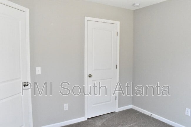 Building Photo - 143 Misty Grove Ln