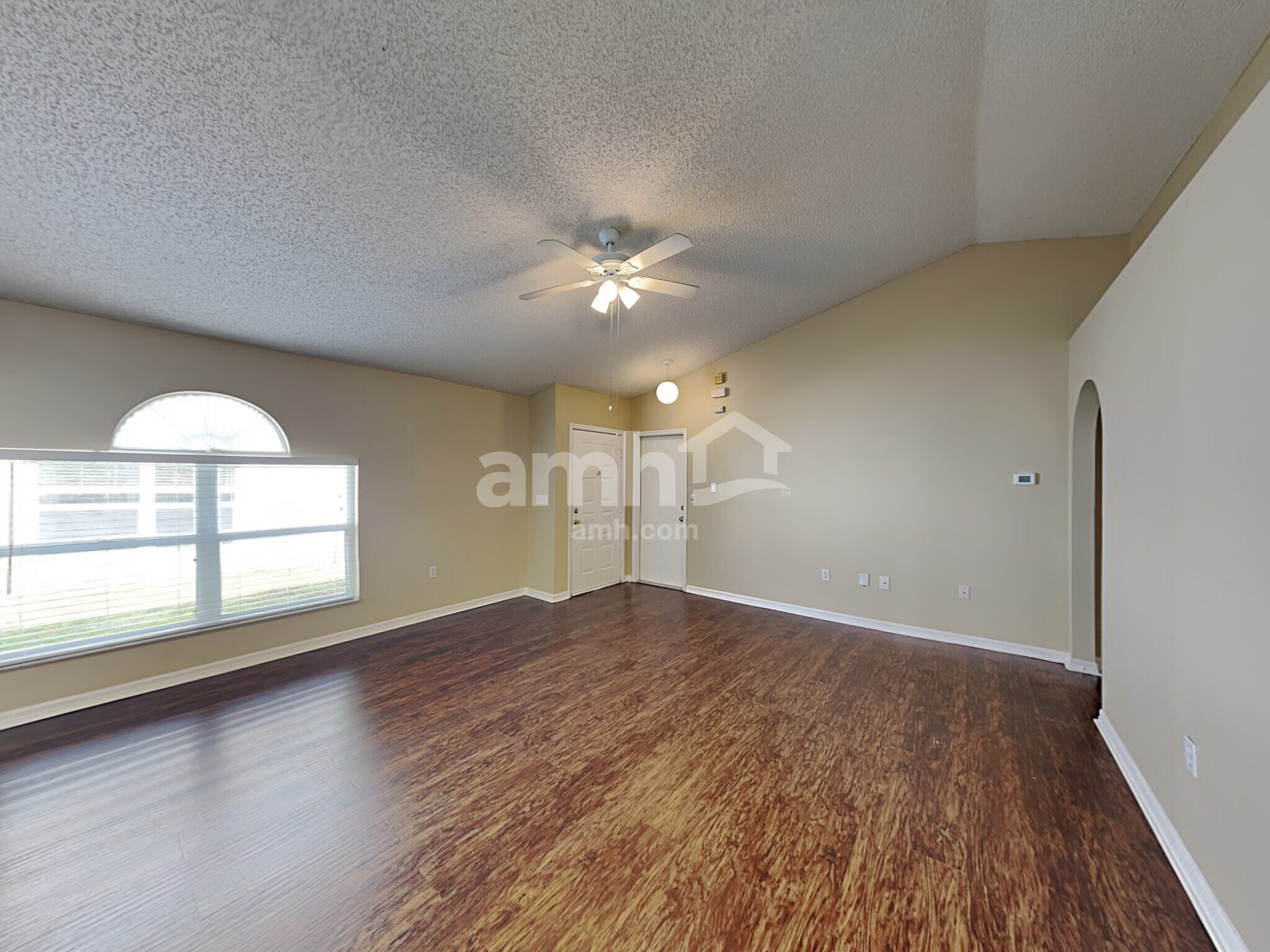 Building Photo - 2724 Maderia Cir