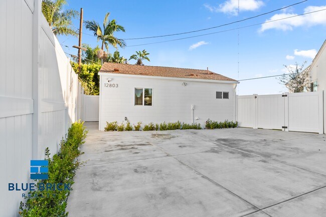 Building Photo - 12803 Waddell St