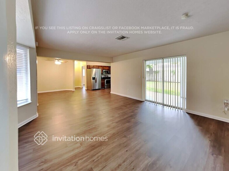 Building Photo - 8006 NW 43rd St