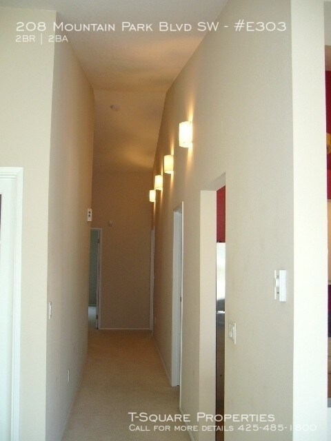 Building Photo - 208 Mountain Park Blvd SW