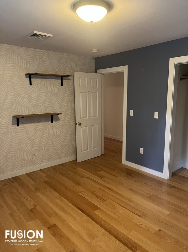 Building Photo - Beautiful Mountain Crest Home for Rent in Williston, Vermont