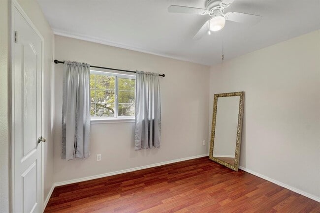 Building Photo - 1809 Ruthie Run