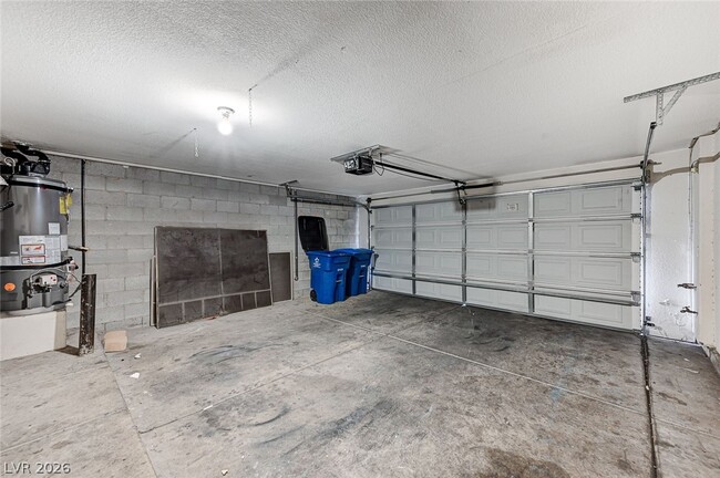 Building Photo - 2760 Red Vista Ct