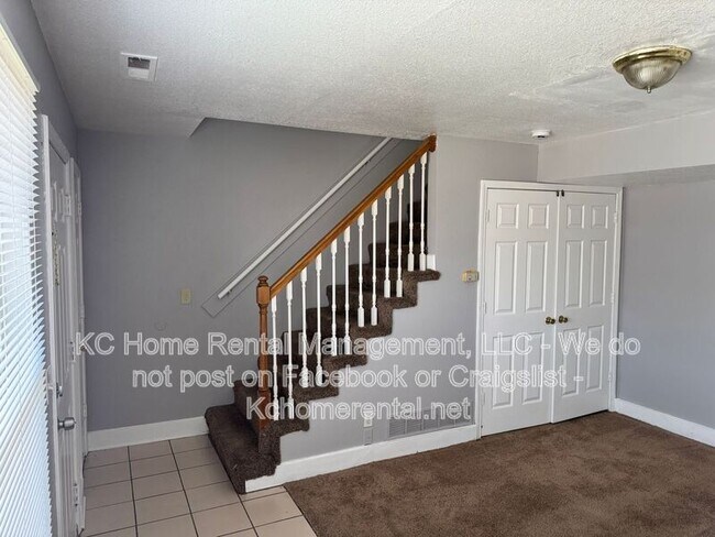 Building Photo - 804 Saddlewood St